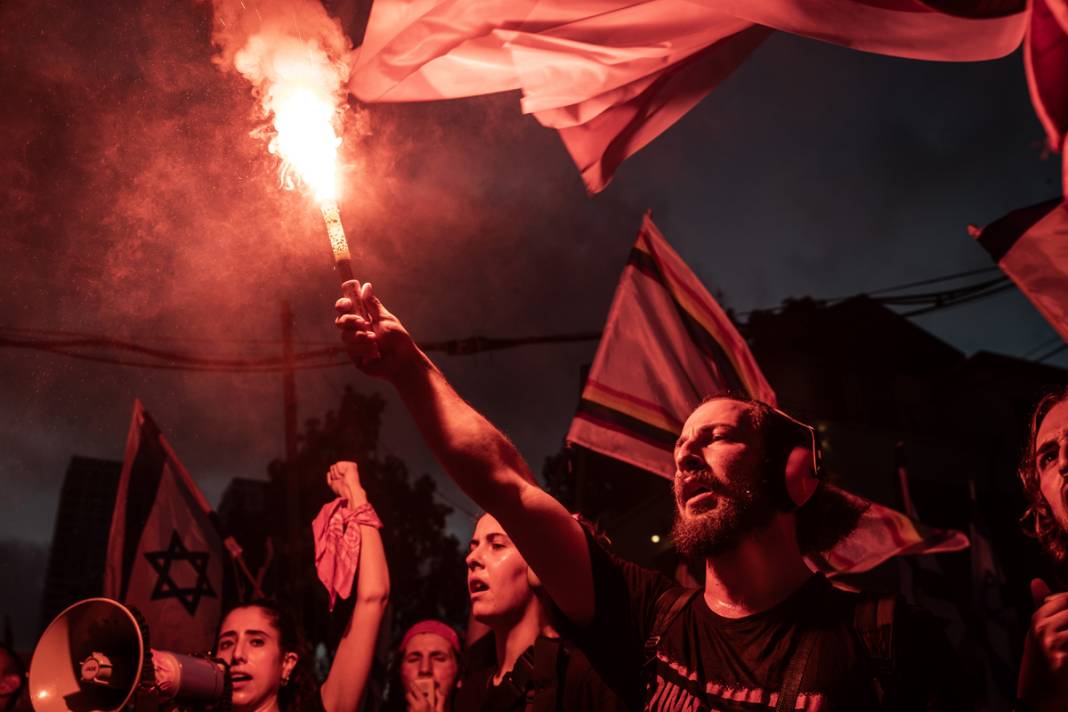 'Yargı reformu' protestoları 27. haftasında: İsrail polisinden TOMA'lı müdahale 19