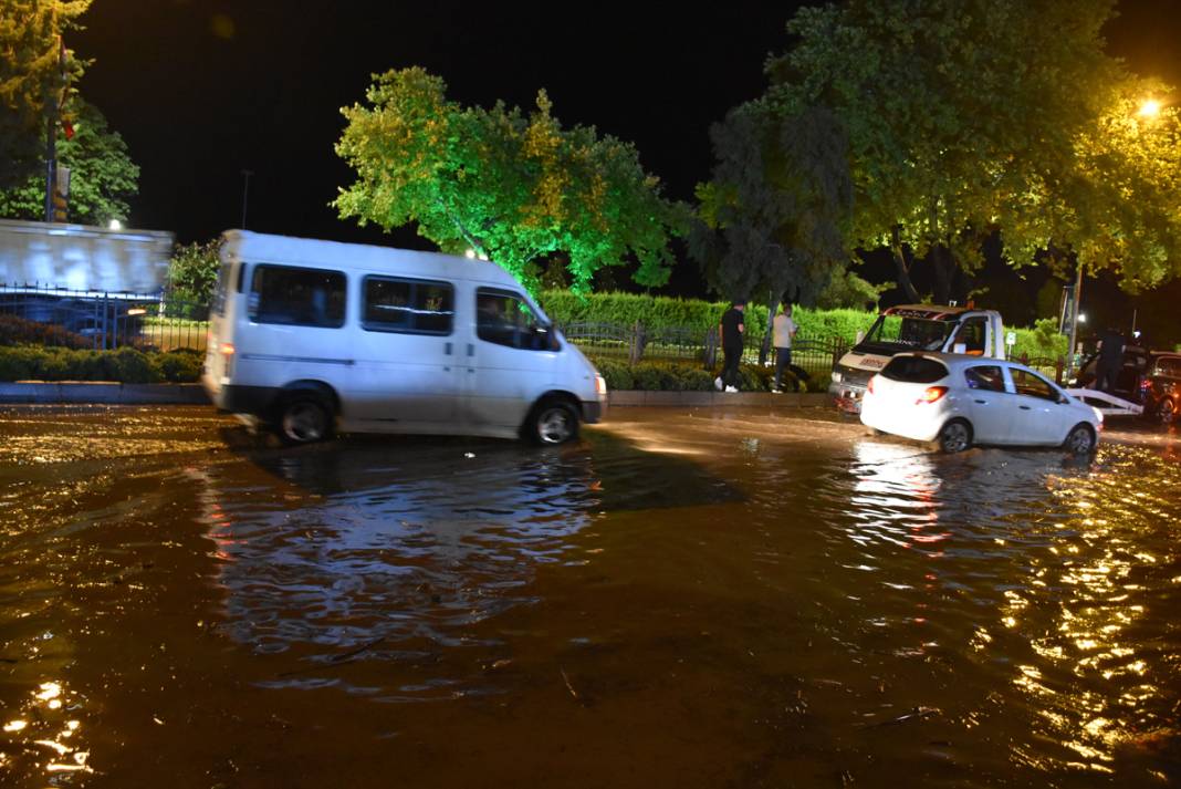 Ordu'yu hem sel hem heyelan vurdu! 16