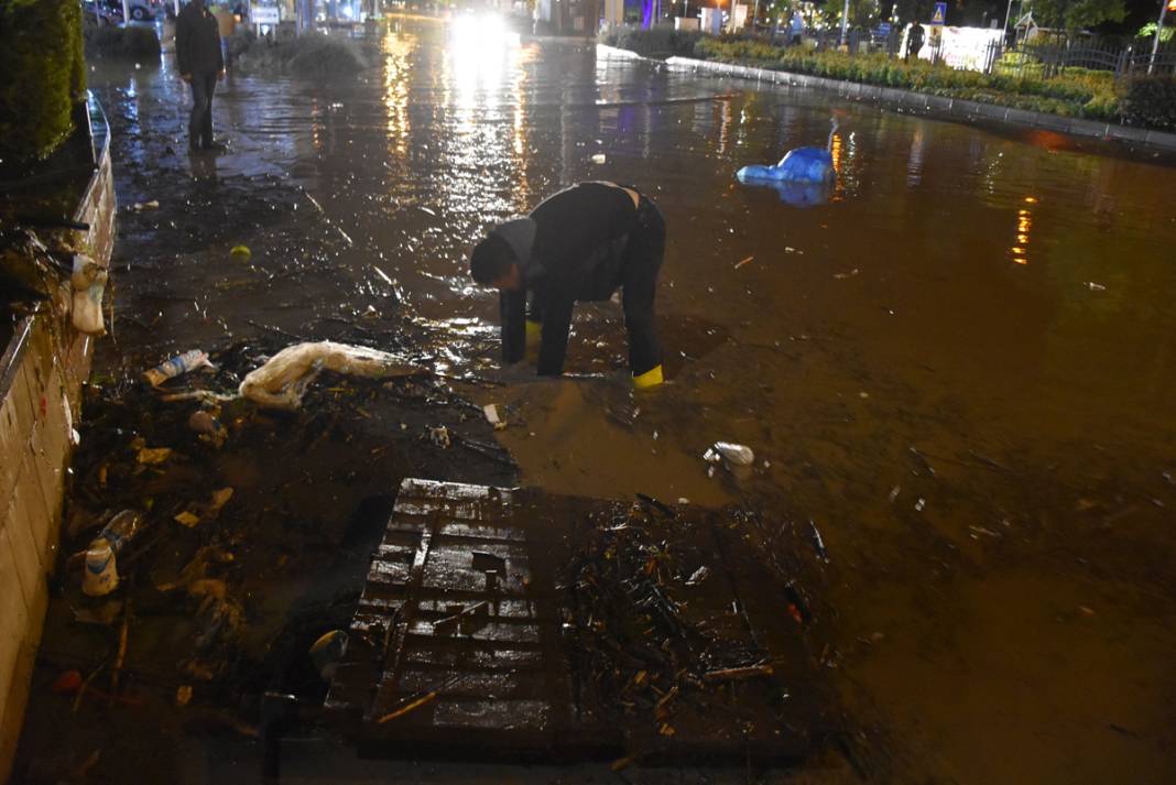 Ordu'yu hem sel hem heyelan vurdu! 13