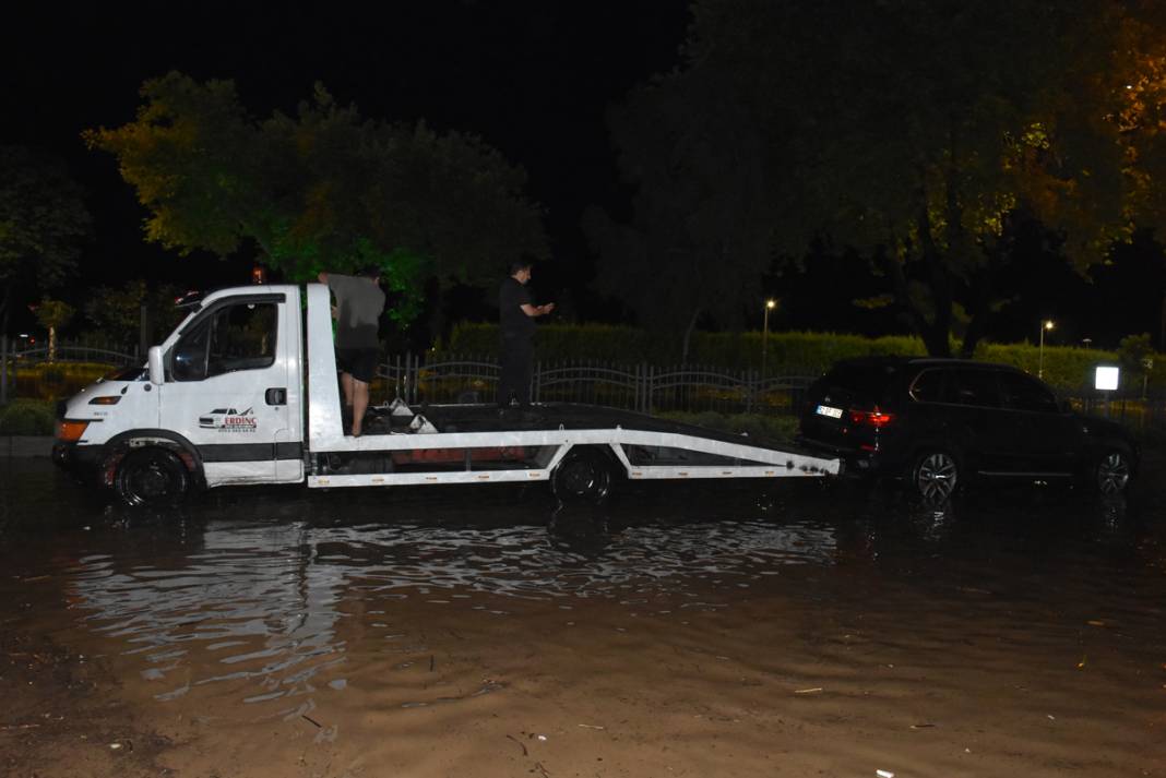 Ordu'yu hem sel hem heyelan vurdu! 11