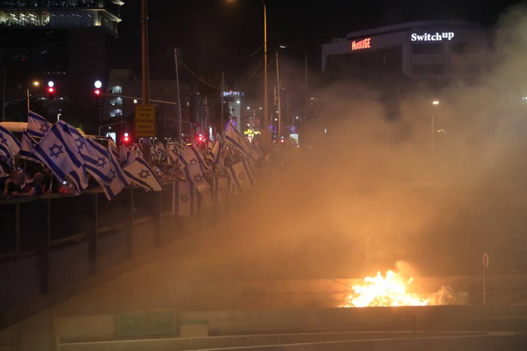 İsrail'de 'yargı' krizi: Netanyahu da halk da geri adım atmıyor 17