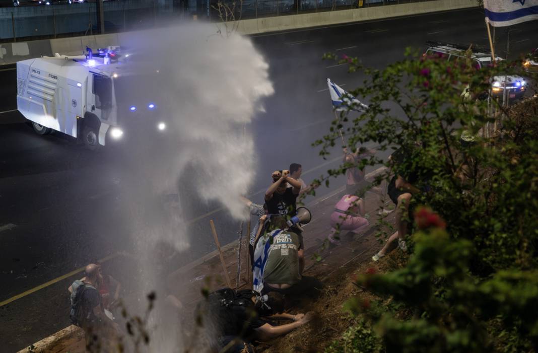 İsrail'de 'yargı' krizi: Netanyahu da halk da geri adım atmıyor 12