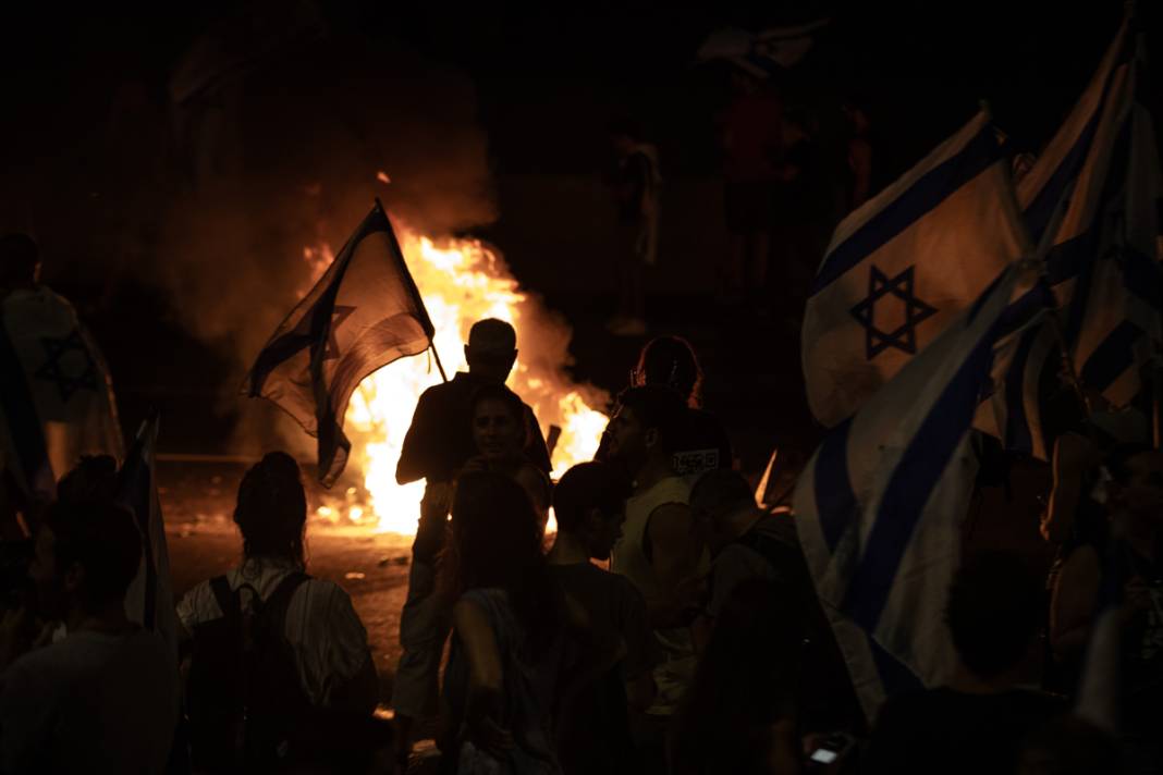 İsrail'de 'yargı' krizi: Netanyahu da halk da geri adım atmıyor 4