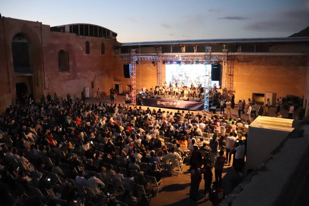 Tarihi İshak Paşa Sarayı'nda 'Senforock' konseri 1