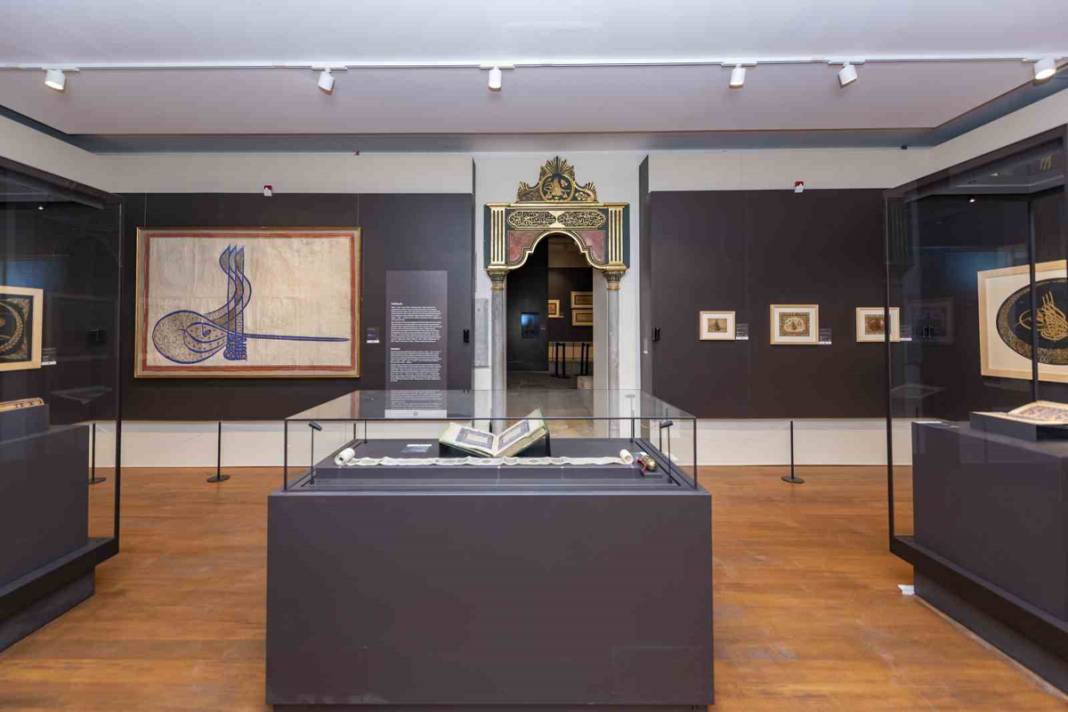 Hepsi Topkapı Sarayı depolarından çıktı: Büyüleyici eserler 'Hazine Koğuşu'nda 12