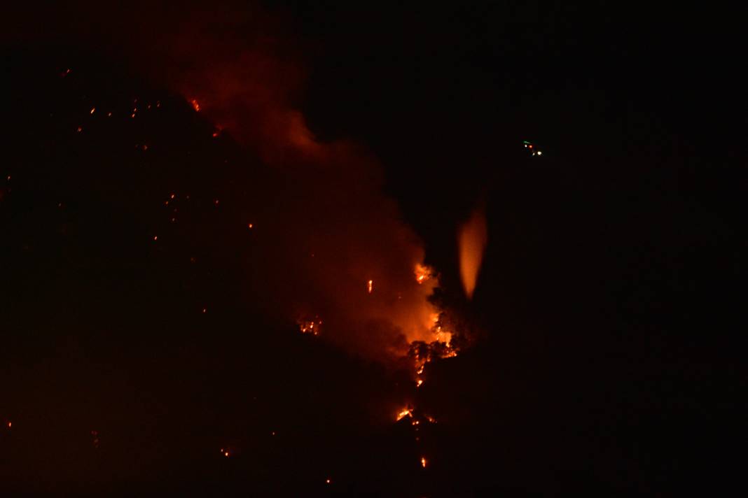 Kemer alev alev! Orman yangınıyla mücadelede dördüncü gün... 5