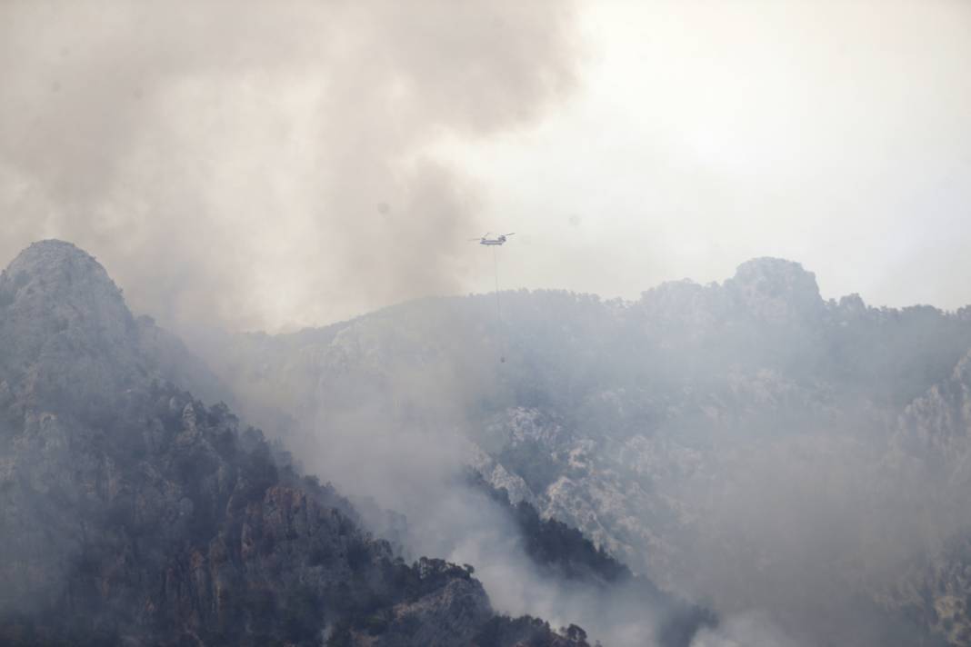 Kemer alev alev! Orman yangınıyla mücadelede dördüncü gün... 2
