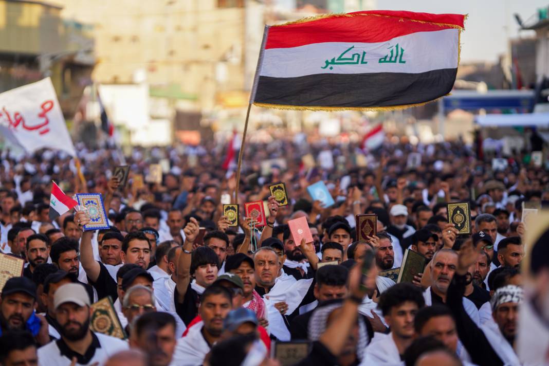 Kur'an yakma eylemleri Kerbela'da protesto edildi: Binlerce Sadr destekçisi katıldı 17