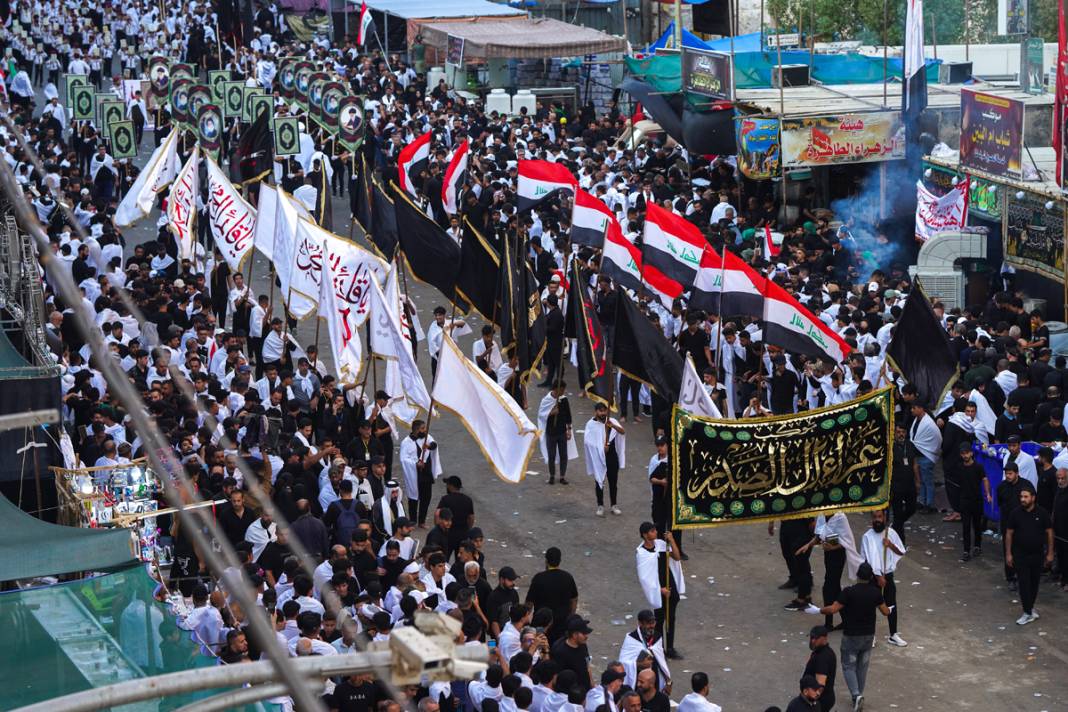 Kur'an yakma eylemleri Kerbela'da protesto edildi: Binlerce Sadr destekçisi katıldı 7