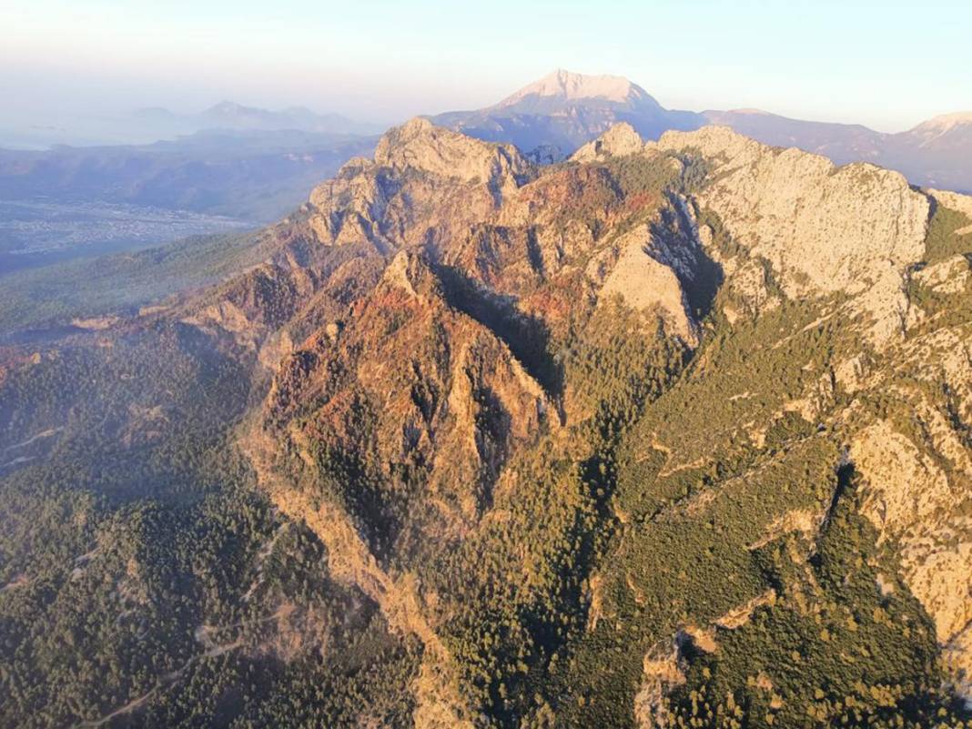 Kemer'deki yangının faturası ortaya çıktı: 420 futbol sahası küle döndü 2