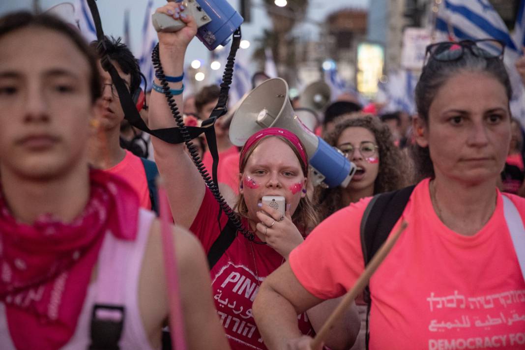 Netanyahu vazgeçmiyor İsrailliler direniyor: Kritik haftada meydan eylemcilerin 30