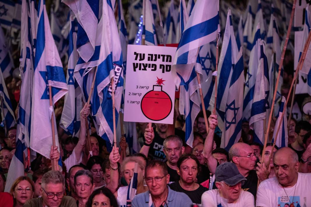 Netanyahu vazgeçmiyor İsrailliler direniyor: Kritik haftada meydan eylemcilerin 25