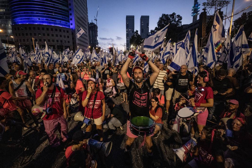 Netanyahu vazgeçmiyor İsrailliler direniyor: Kritik haftada meydan eylemcilerin 17