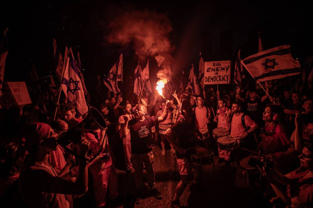 Netanyahu vazgeçmiyor İsrailliler direniyor: Kritik haftada meydan eylemcilerin 11