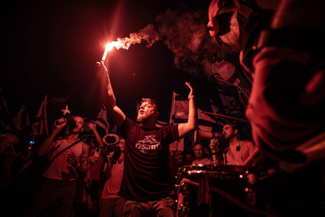 Netanyahu vazgeçmiyor İsrailliler direniyor: Kritik haftada meydan eylemcilerin 12