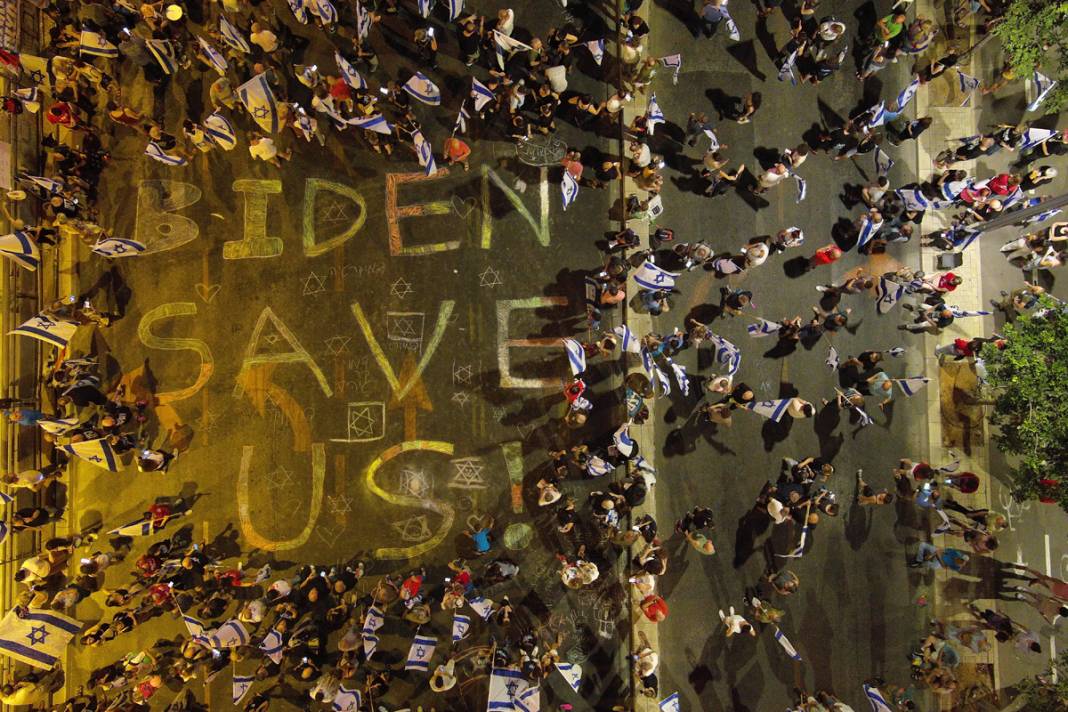 Netanyahu vazgeçmiyor İsrailliler direniyor: Kritik haftada meydan eylemcilerin 4