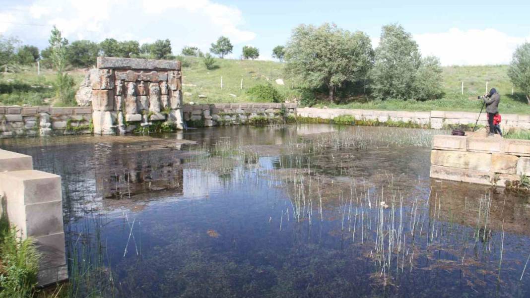 Dünyada bir benzeri yok! Konya'da görenleri büyüleyen tapınak 4