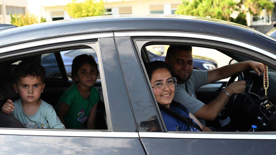 Avrupa'daki gurbetçiler yurda dönüyor... İşte bir ayda gelen araç sayısı 4