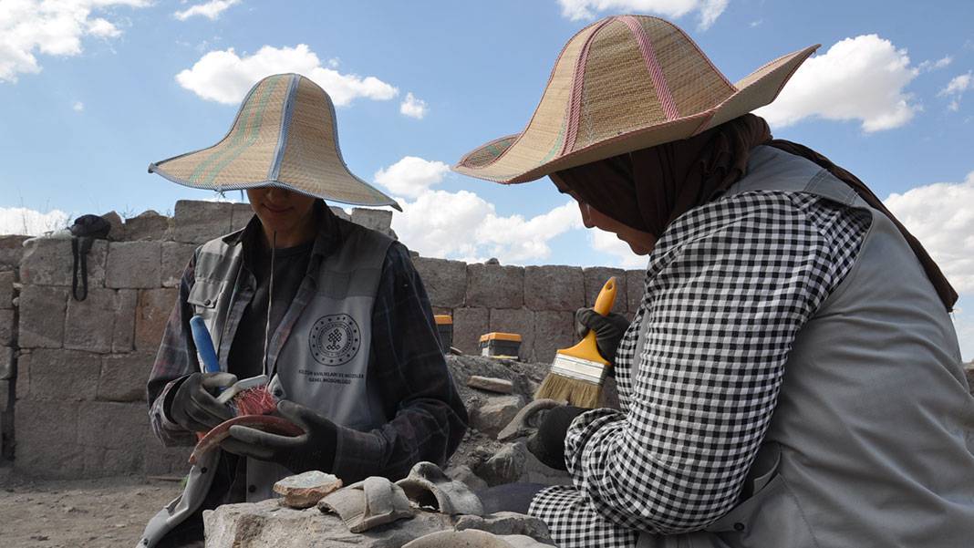 Ani'nin saklı tarihi gün yüzüne çıkarılıyor 3