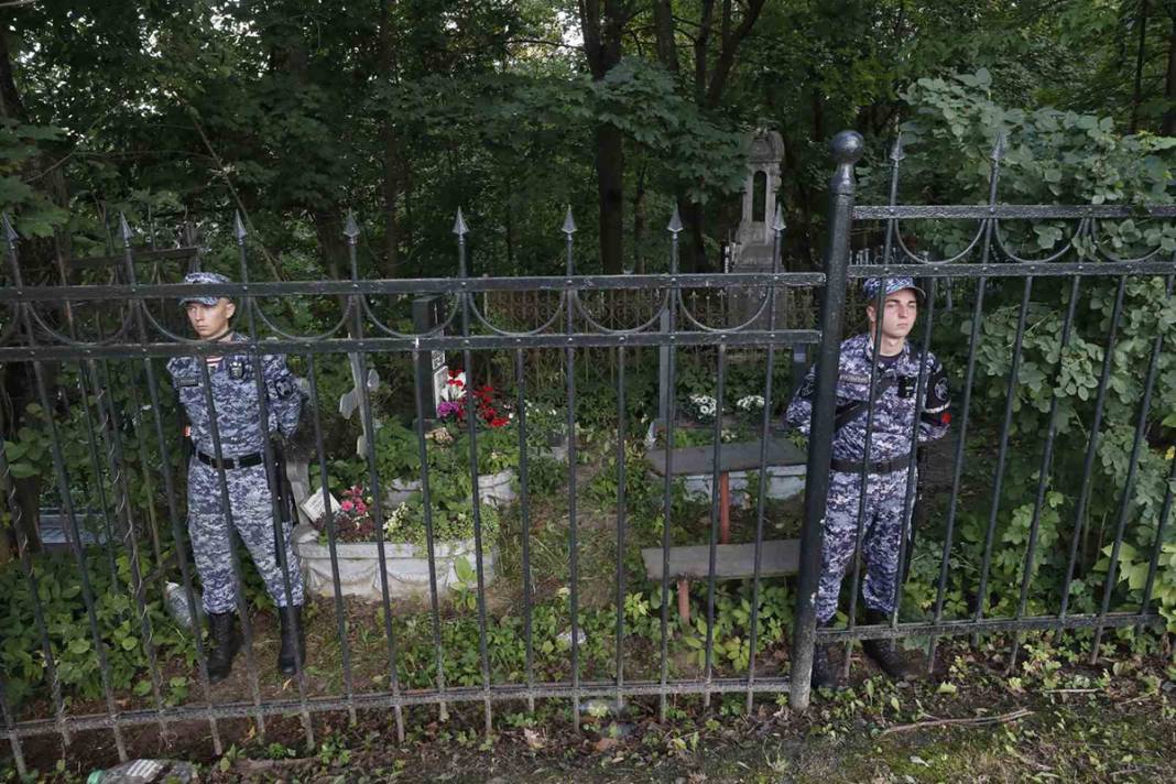 Prigojin'e 'kapalı' cenaze töreni: Putin katılmadı 8