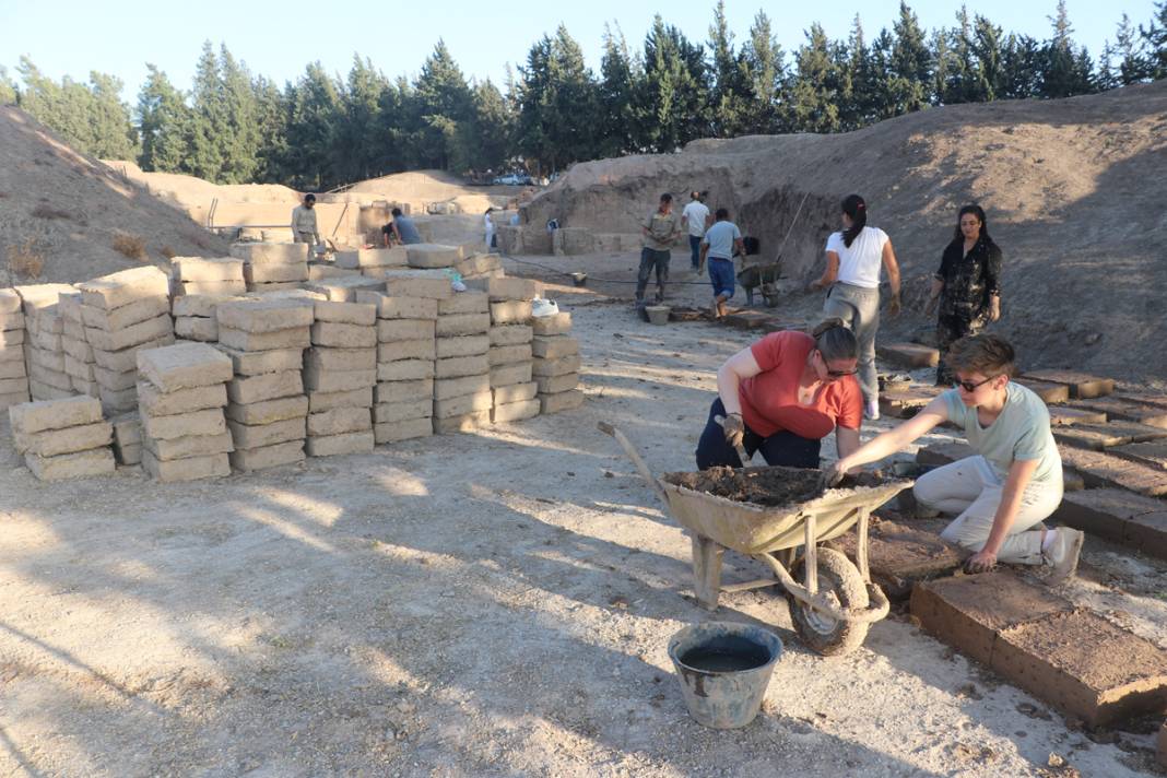 Deprem orayı da vurmuştu... Tarihi miras Aççana Höyük onarılıyor 2