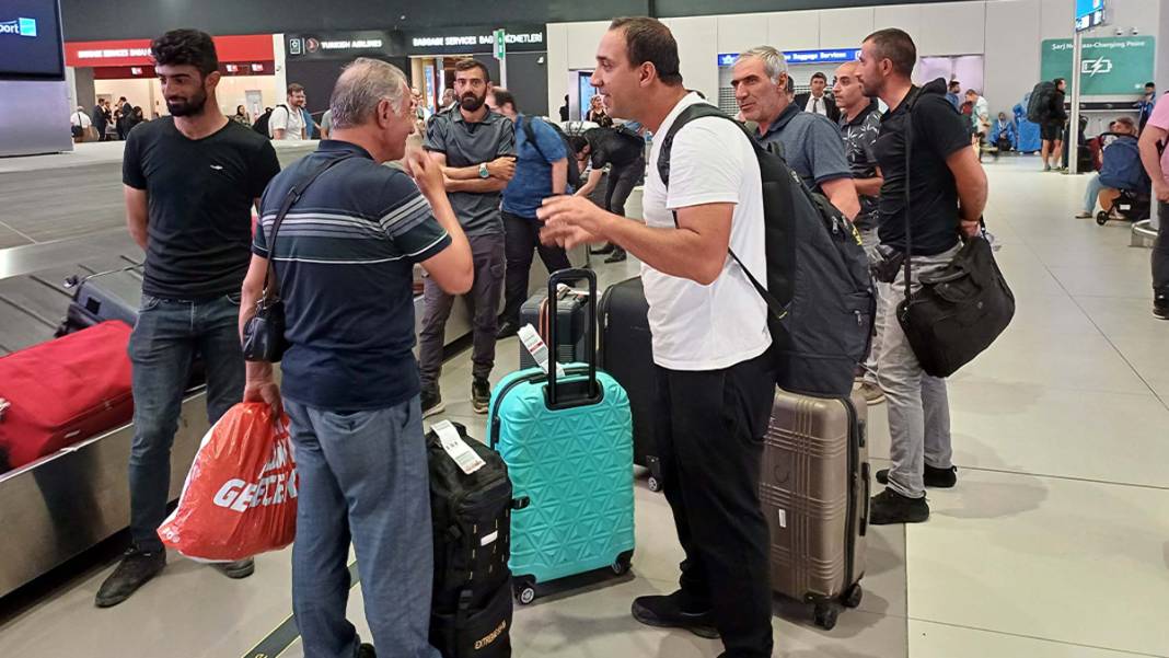 Nijer'deki Türk vatandaşları Türkiye'ye döndü 10