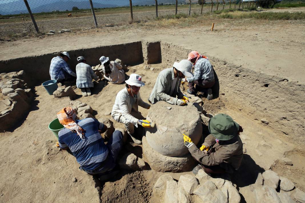 Tepecik Höyüğü'nde müthiş 'sürpriz': 14. yüzyılda saray ve mabet olarak kullanılıyordu 1