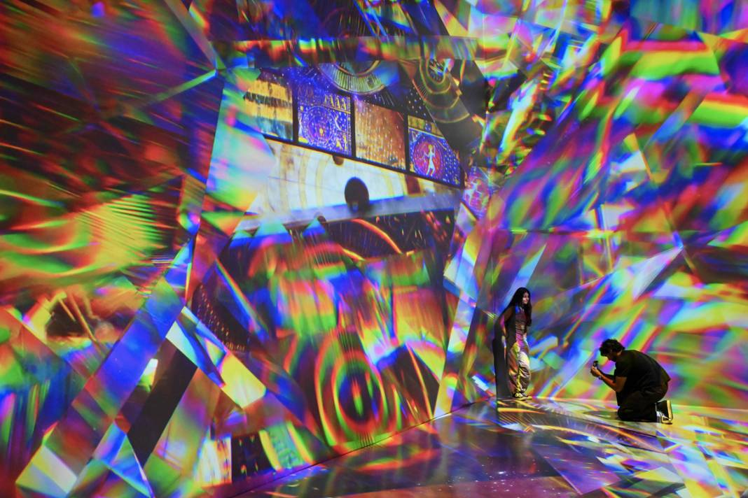 Işığın ötesine geçmeye var mısınız? Webb teleskobundan büyüleyen görüntüler 16