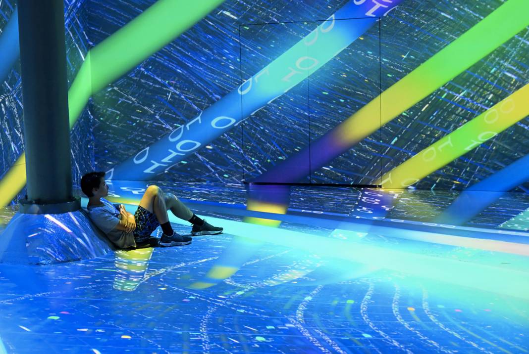 Işığın ötesine geçmeye var mısınız? Webb teleskobundan büyüleyen görüntüler 15