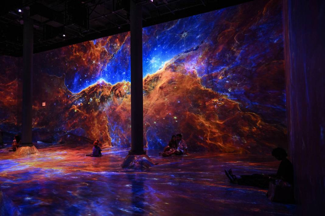 Işığın ötesine geçmeye var mısınız? Webb teleskobundan büyüleyen görüntüler 11