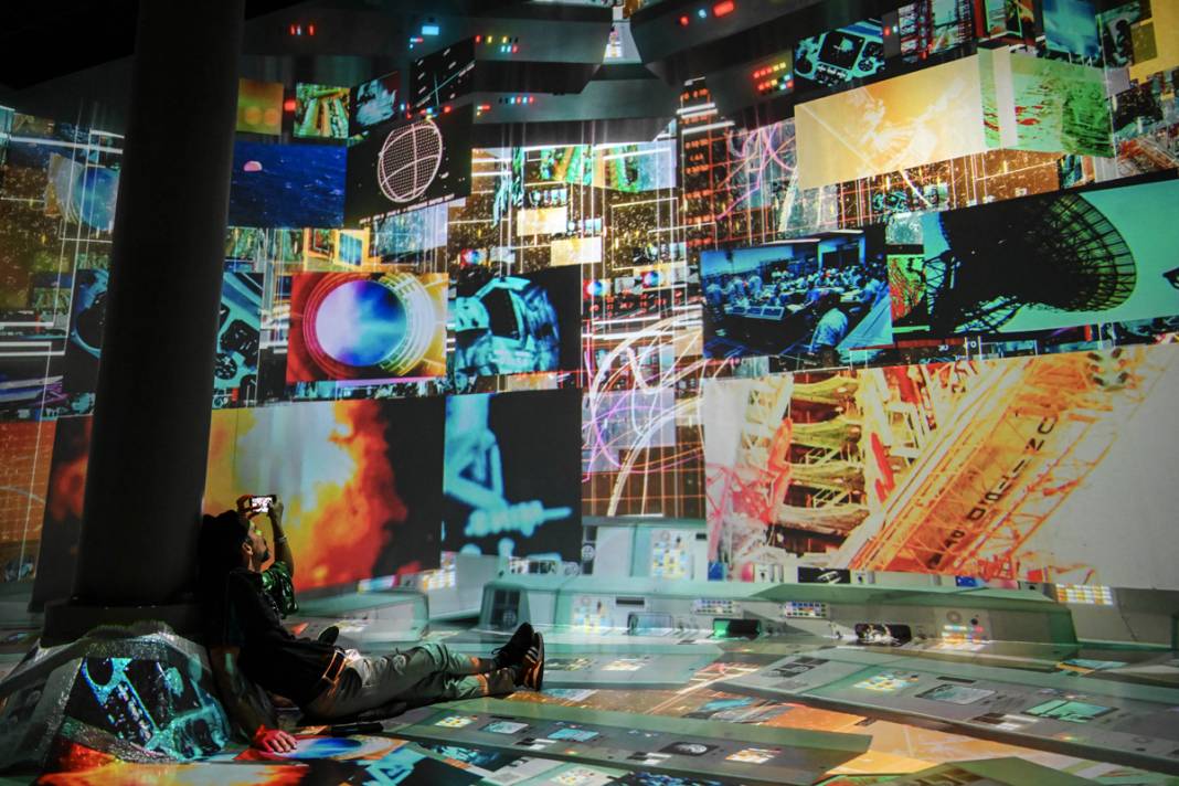 Işığın ötesine geçmeye var mısınız? Webb teleskobundan büyüleyen görüntüler 1