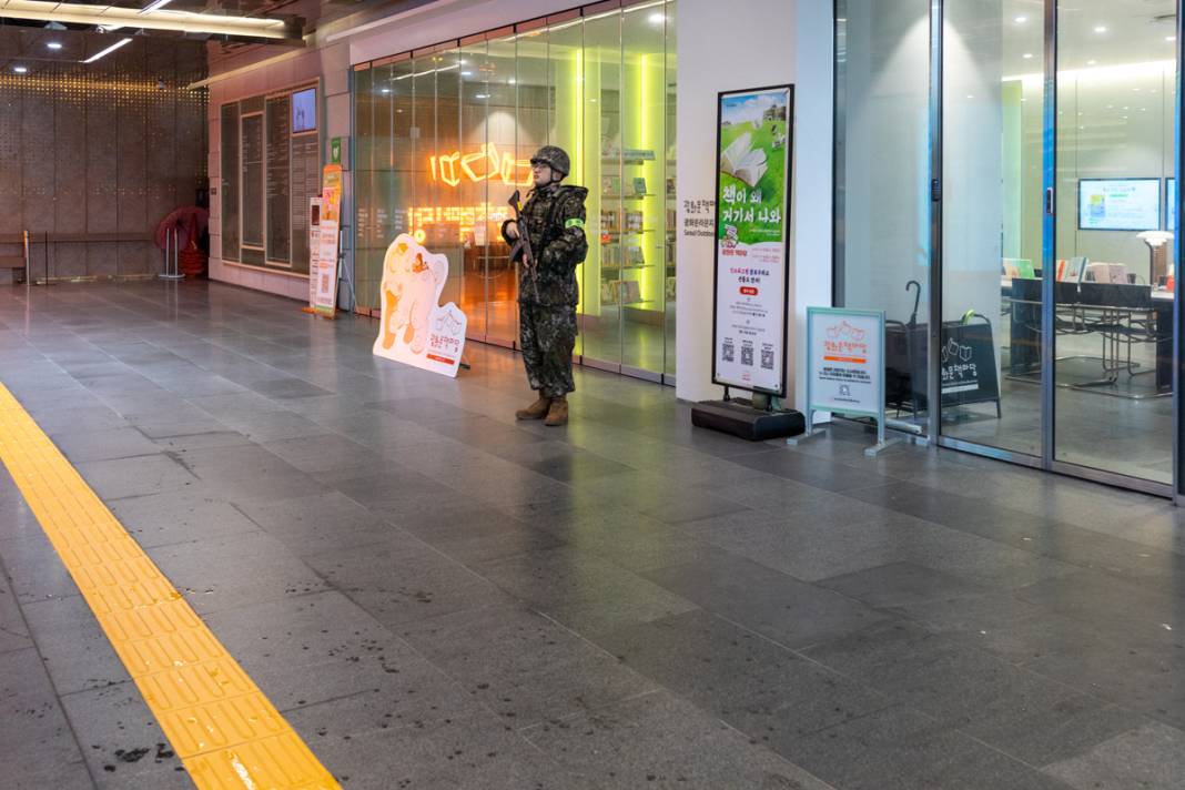 Kuzey Kore'nin tehditleri harekete geçirdi: Güney Kore'yi alarma geçiren tatbikat 9
