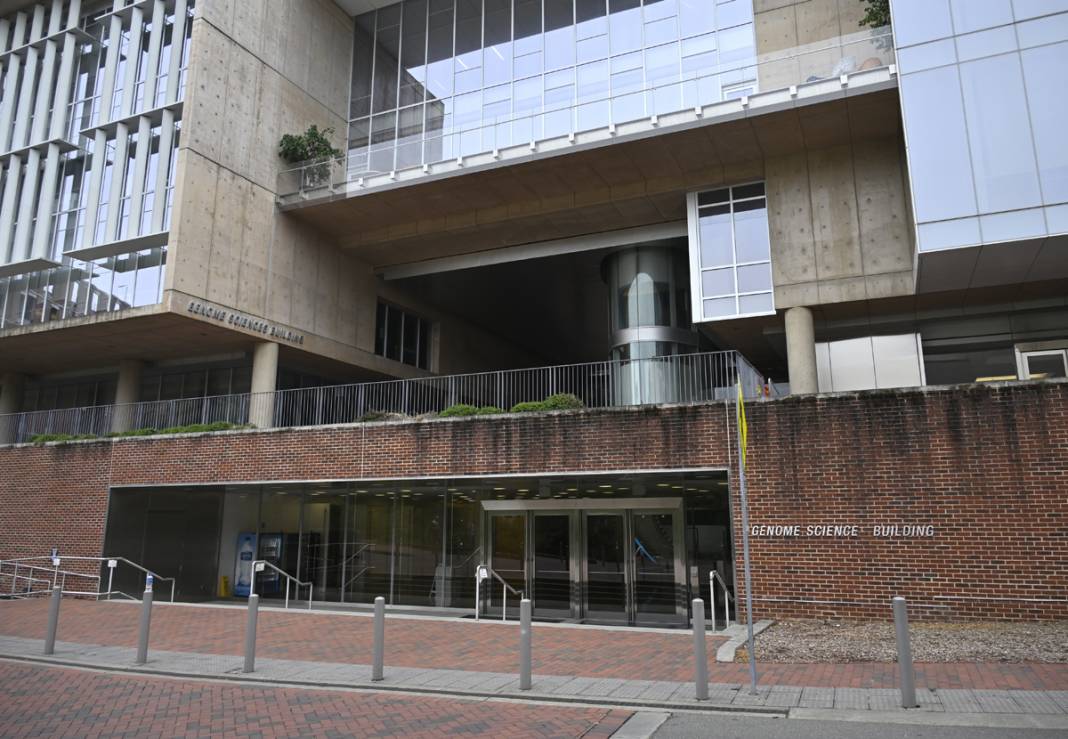 ABD'de üniversitedeki silahlı saldırıda 1 öğretim görevlisi hayatını kaybetti 7