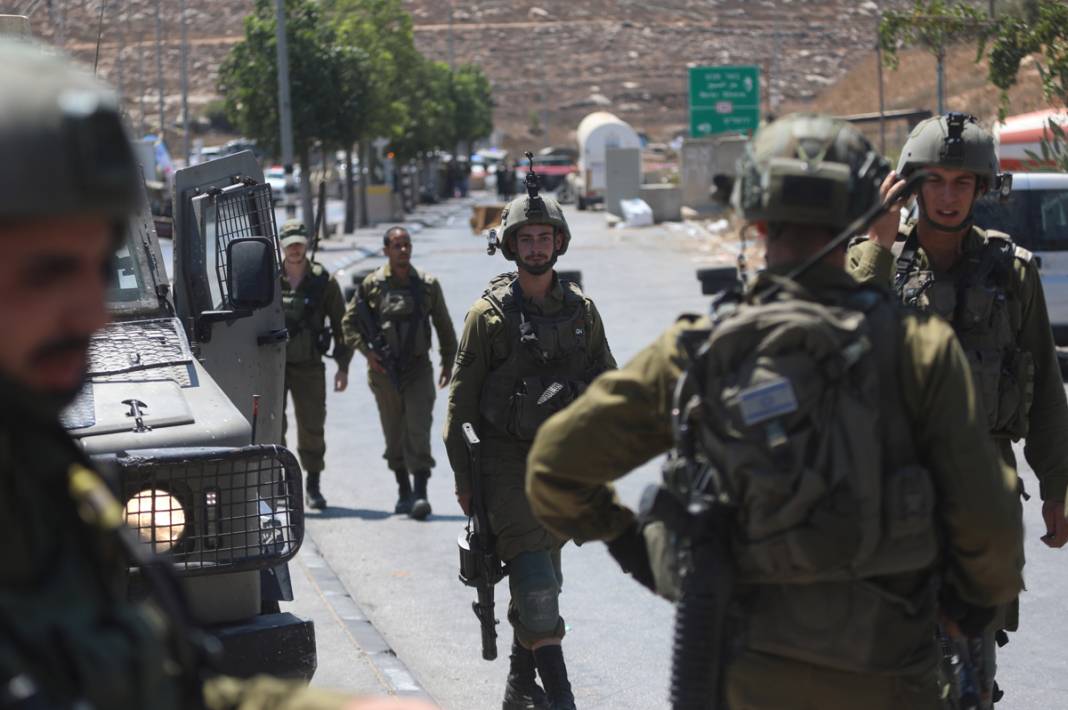 İsrail güçleri Batı Şeria'da bir Filistinliyi öldürdü: Çevrede geniş çaplı güvenlik önlemi alındı 14