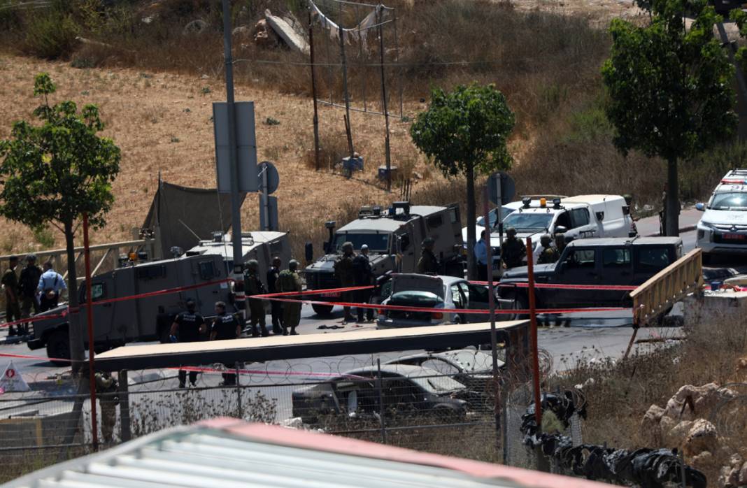 İsrail güçleri Batı Şeria'da bir Filistinliyi öldürdü: Çevrede geniş çaplı güvenlik önlemi alındı 4
