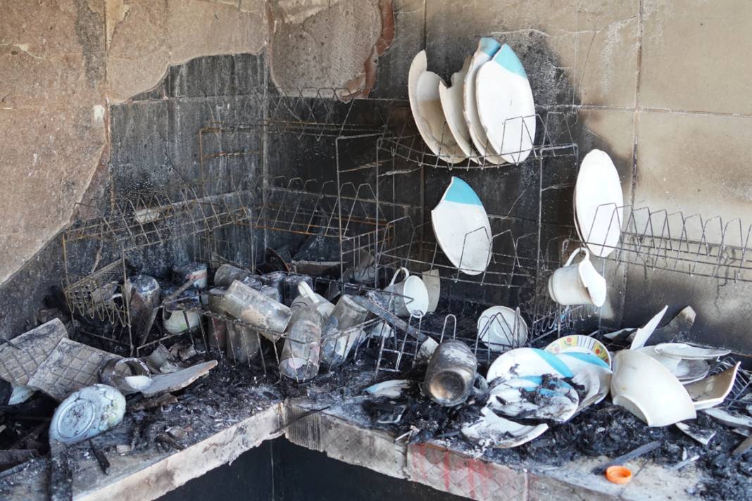 Kolombiya’da yangın dehşeti: 50’den fazla ev kül oldu 16