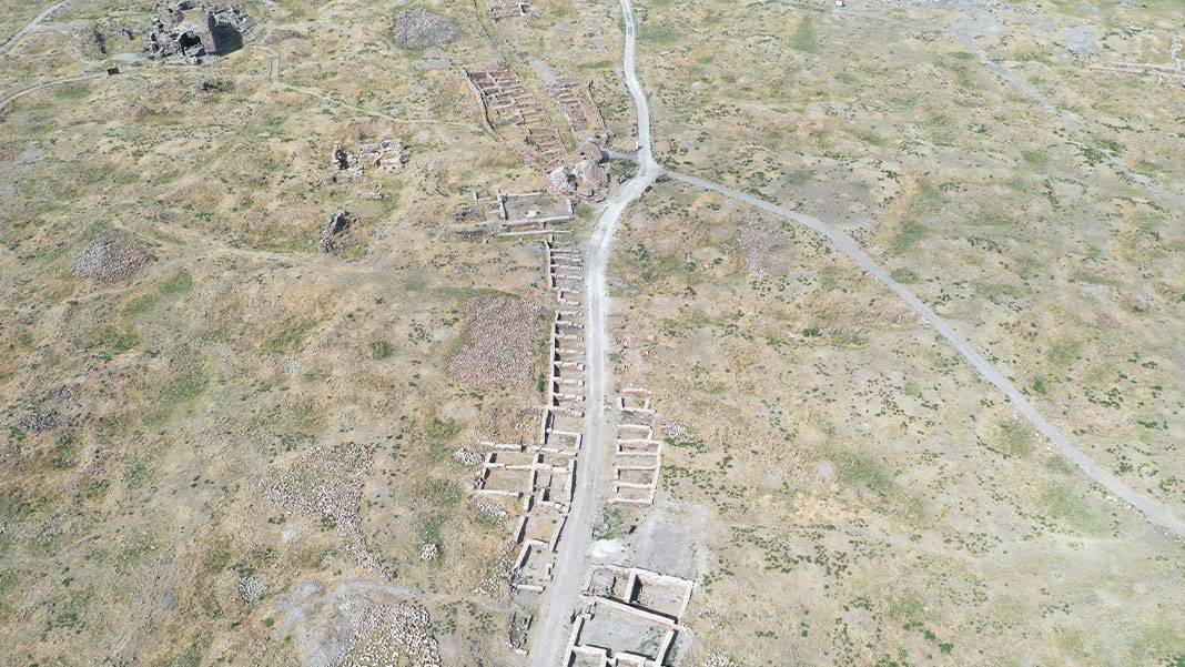 Ani'nin saklı tarihi gün yüzüne çıkarılıyor 4