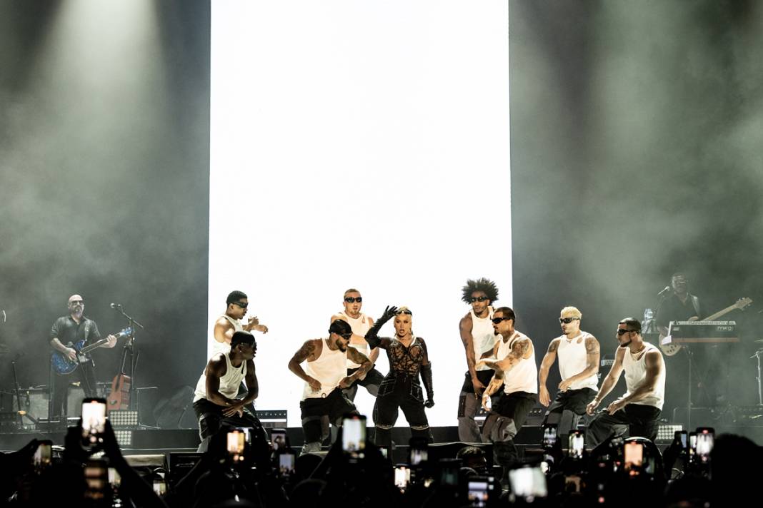 Antalya'da Christina Aguilera rüzgarı 8