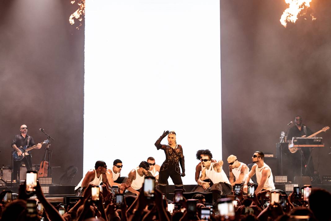 Antalya'da Christina Aguilera rüzgarı 6