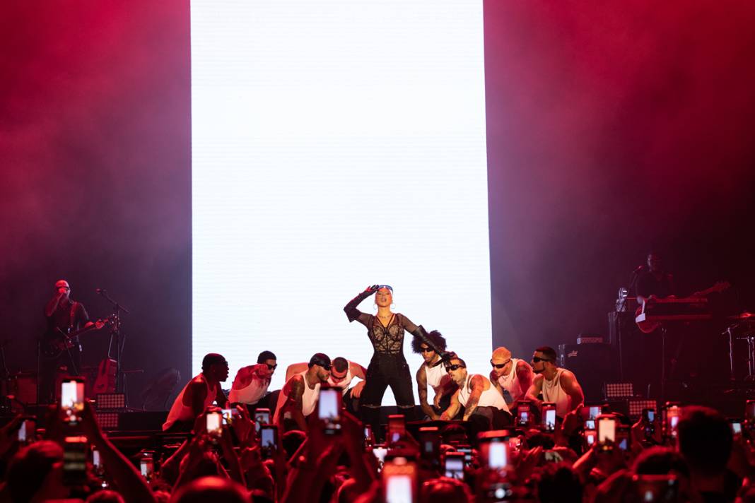 Antalya'da Christina Aguilera rüzgarı 5