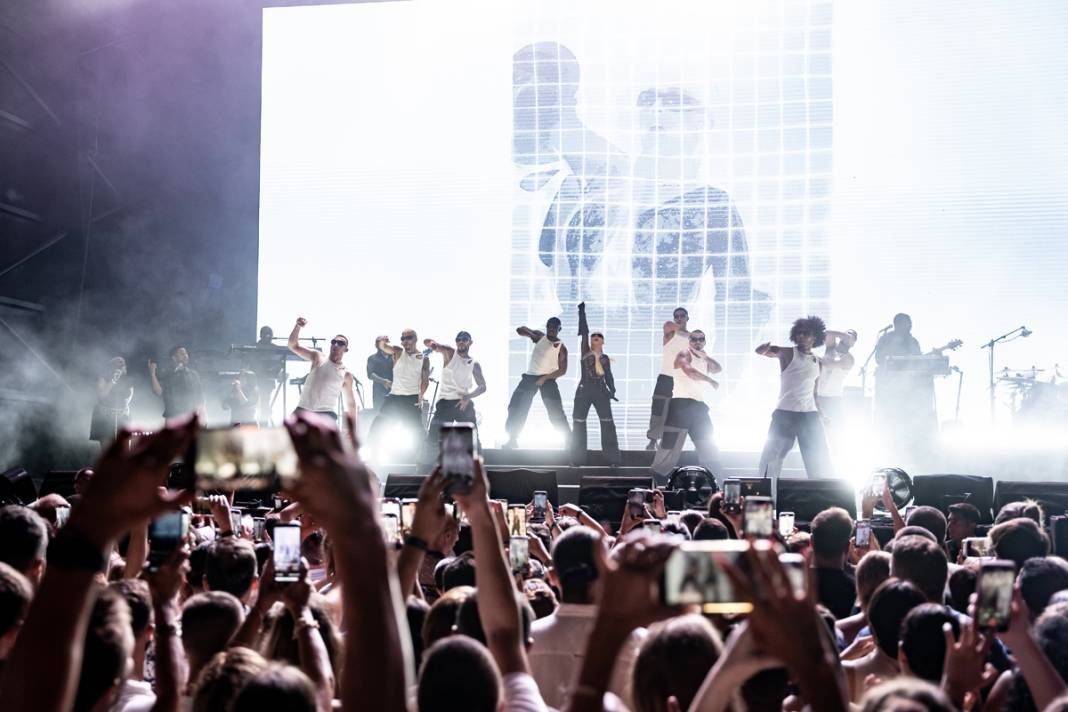 Antalya'da Christina Aguilera rüzgarı 10