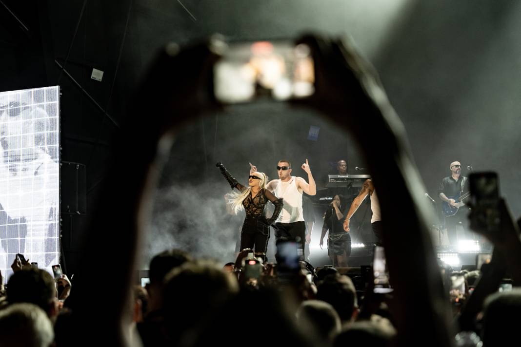 Antalya'da Christina Aguilera rüzgarı 7