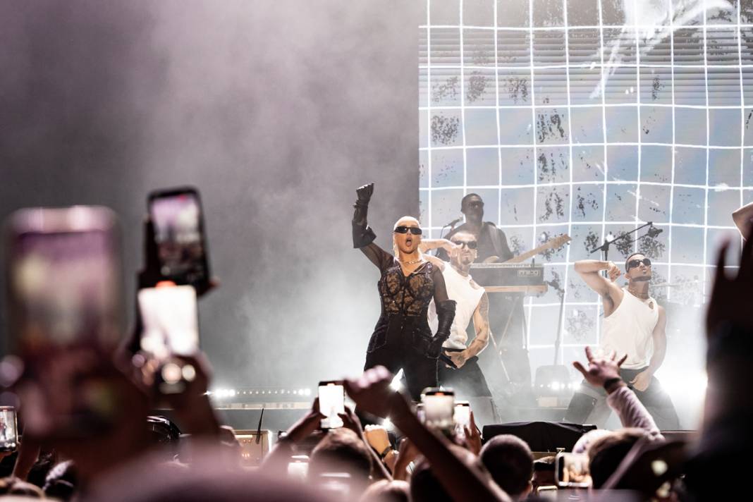 Antalya'da Christina Aguilera rüzgarı 1