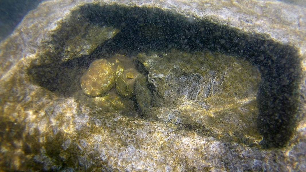 'Nuh tufanı burada oldu' Van Gölü'nde çözülmeyi bekleyen yeni gizem 24