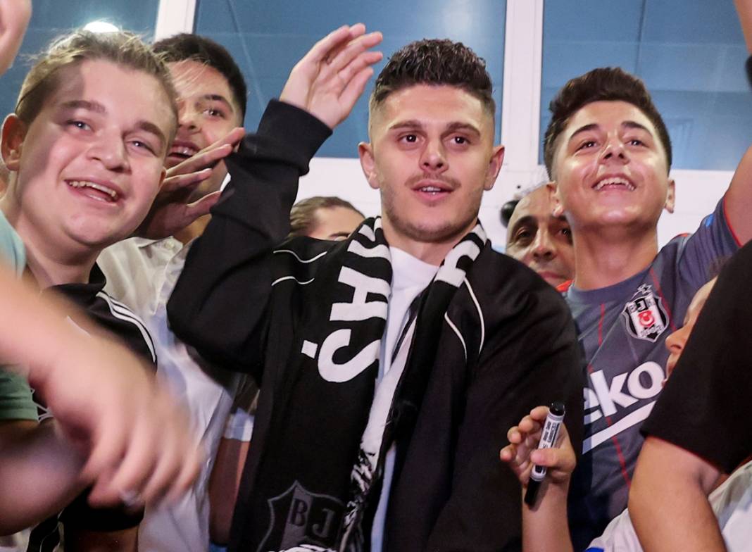 Milot Rashica, Beşiktaş için İstanbul'da 5