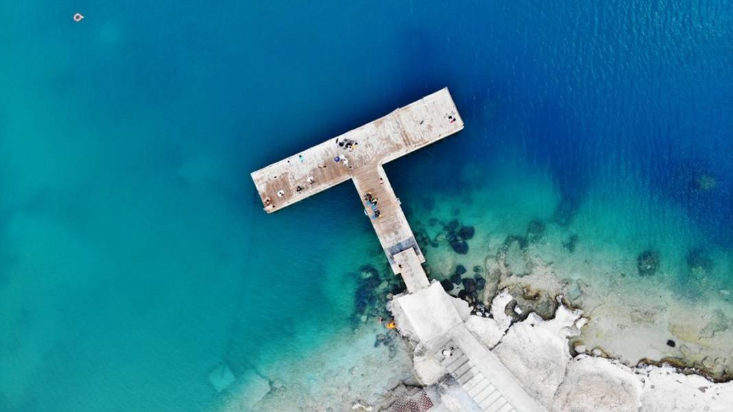 'Nuh tufanı burada oldu' Van Gölü'nde çözülmeyi bekleyen yeni gizem 7