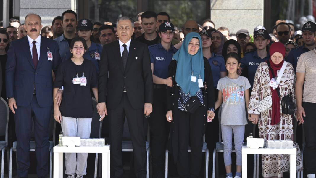 Uyuşturucu operasyonunda şehit düşmüştü: Hakan Telli için İstanbul Emniyet Müdürlüğü'nde tören 4