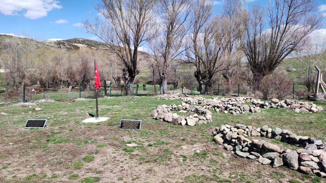 Büyük Taarruz'un kayıp şehitleri günyüzüne çıkıyor... 304 mezar tespit edildi 3