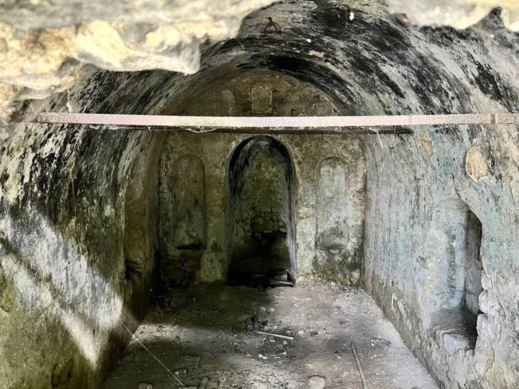 O ilçeden kimse beklemezdi... İstanbul'un yeni semtinde tarihi şapel keşfedildi! Meğer eskiden Rum köyüymüş! 4