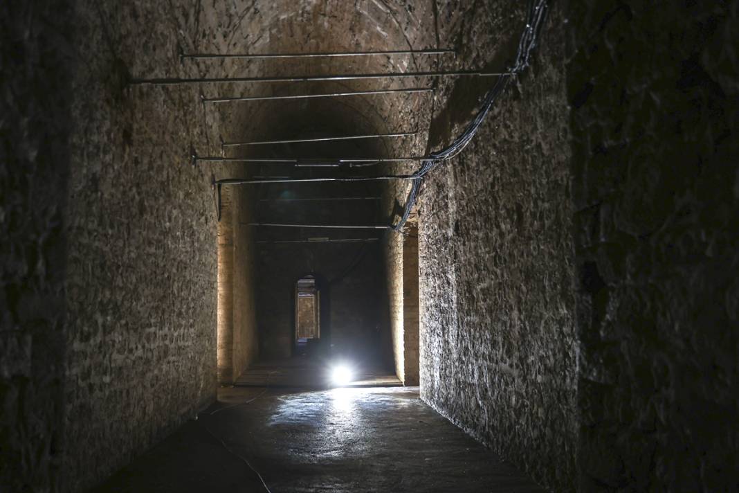 270 yıllık Nuruosmaniye'nin sırrı: Cami altında biriken su böyle tahliye ediliyor 3